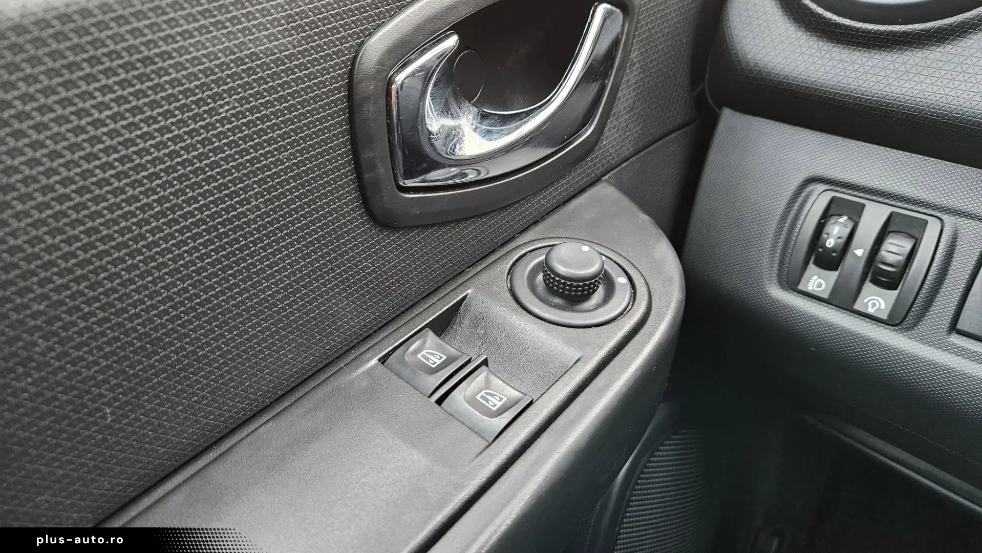 RENAULT CLIO 0.9 TCE 2013