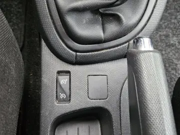 RENAULT CLIO 0.9 TCE 2013