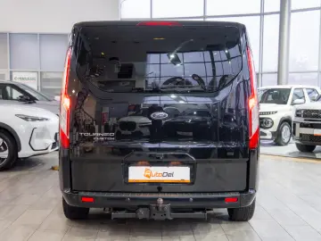Ford Tourneo Custom 2.2L Duratorq-TDCi