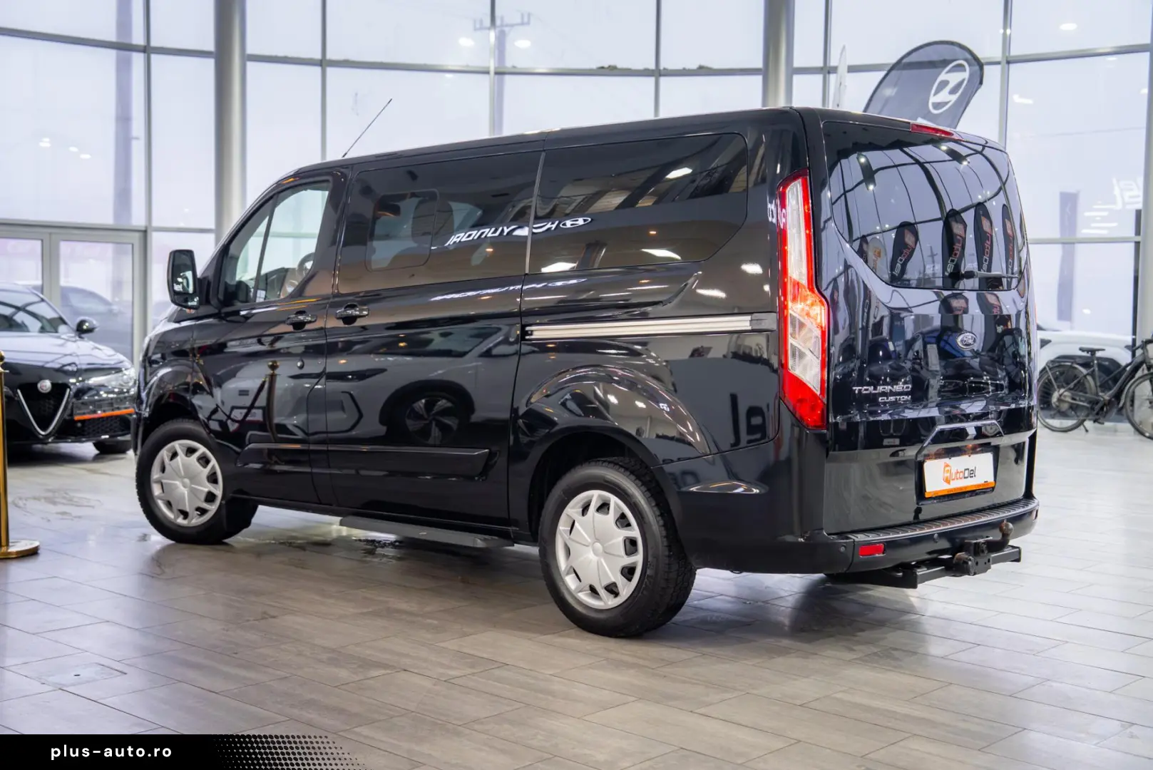 Ford Tourneo Custom 2.2L Duratorq-TDCi