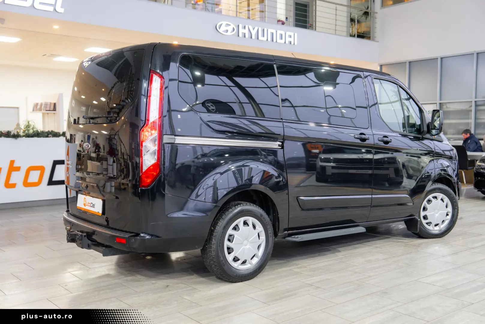 Ford Tourneo Custom 2.2L Duratorq-TDCi