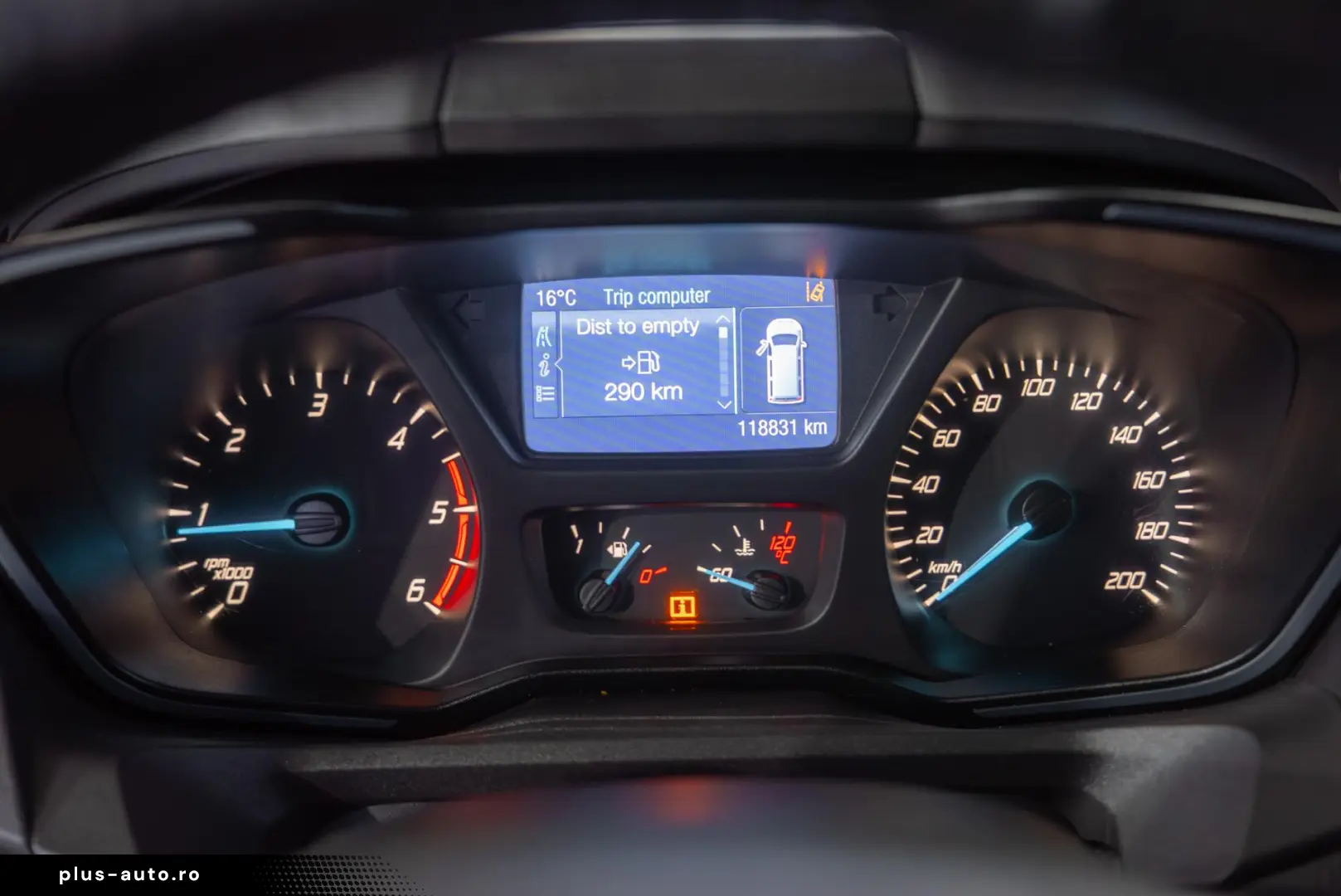 Ford Tourneo Custom 2.2L Duratorq-TDCi