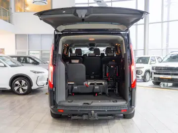 Ford Tourneo Custom 2.2L Duratorq-TDCi