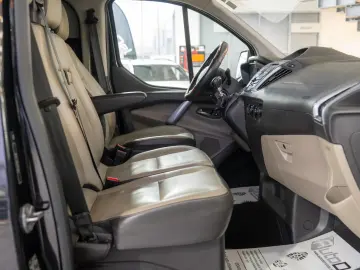 Ford Tourneo Custom 2.2L Duratorq-TDCi
