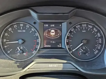 SKODA OCTAVIA 2.0 TDI-DSG