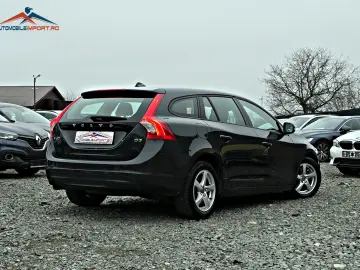 Volvo V60 2.0 D3 Momentum