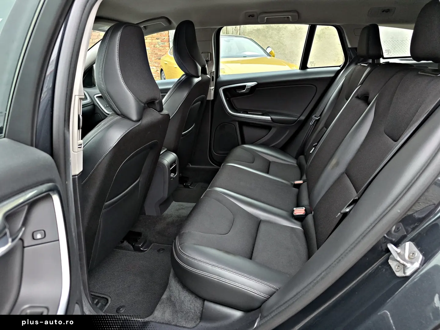 Volvo V60 2.0 D3 Momentum