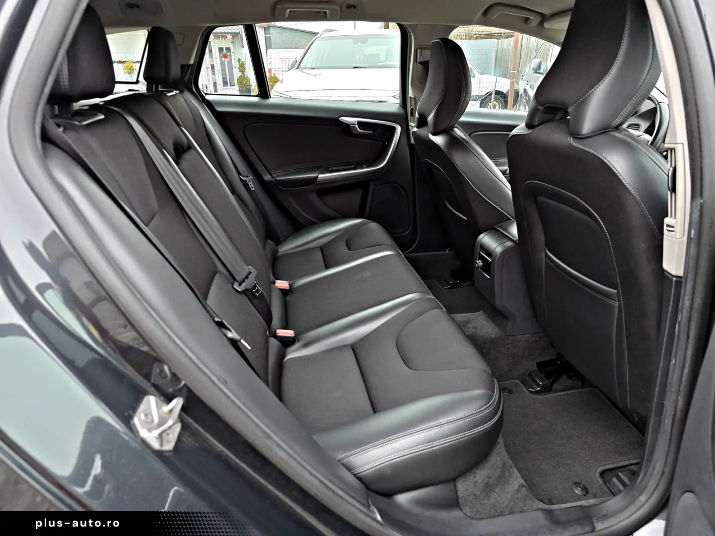 Volvo V60 2.0 D3 Momentum