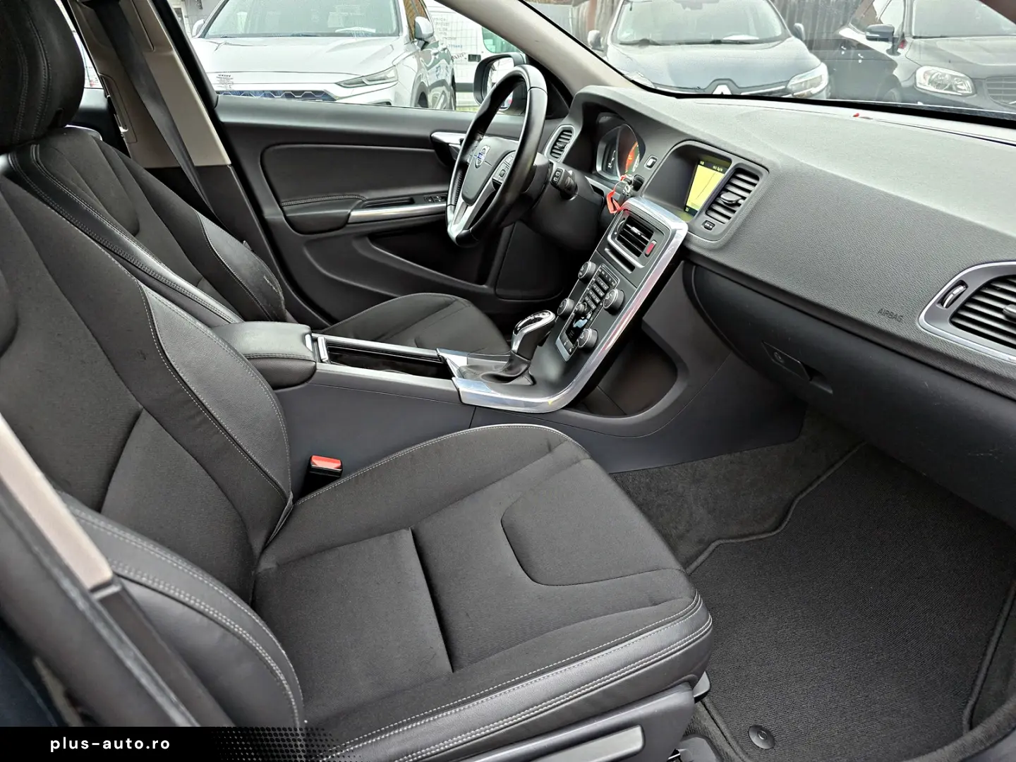 Volvo V60 2.0 D3 Momentum