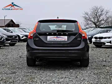 Volvo V60 2.0 D3 Momentum