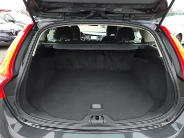 Volvo V60 2.0 D3 Momentum