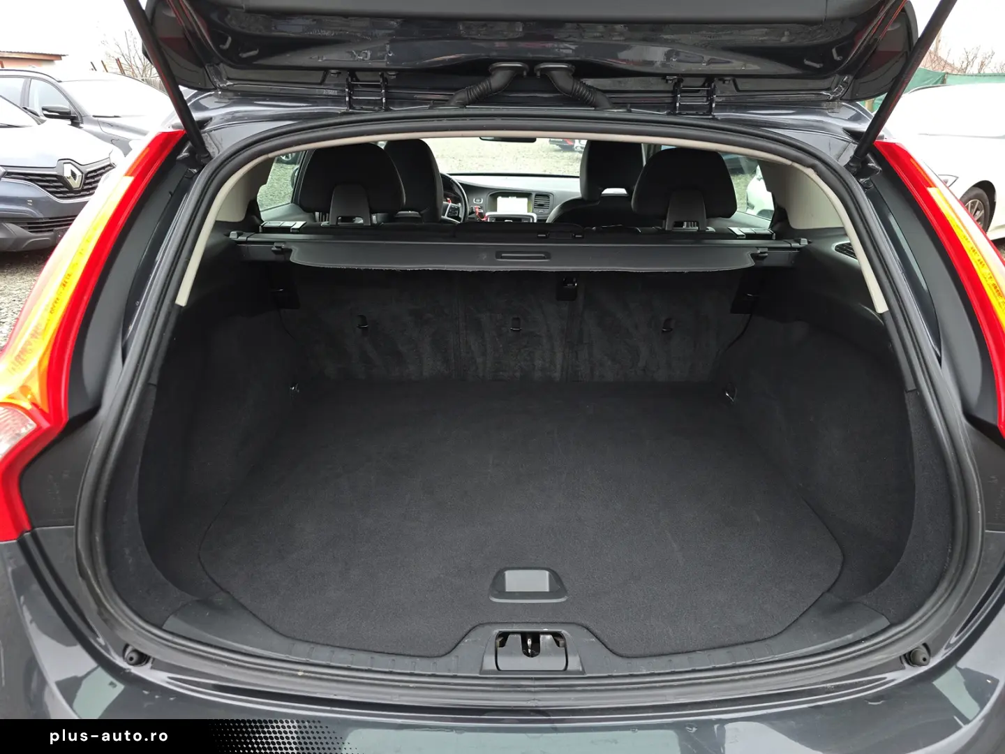 Volvo V60 2.0 D3 Momentum