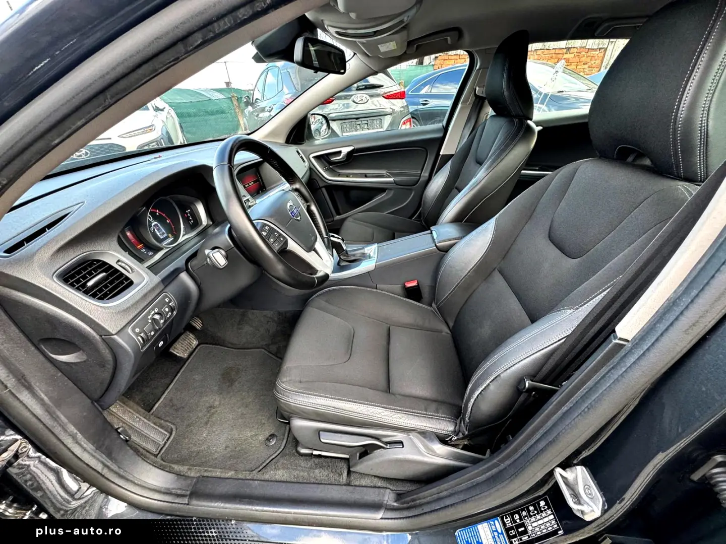 Volvo V60 2.0 D3 Momentum