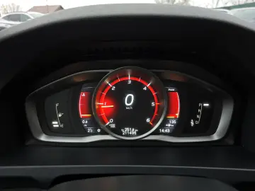 Volvo V60 2.0 D3 Momentum