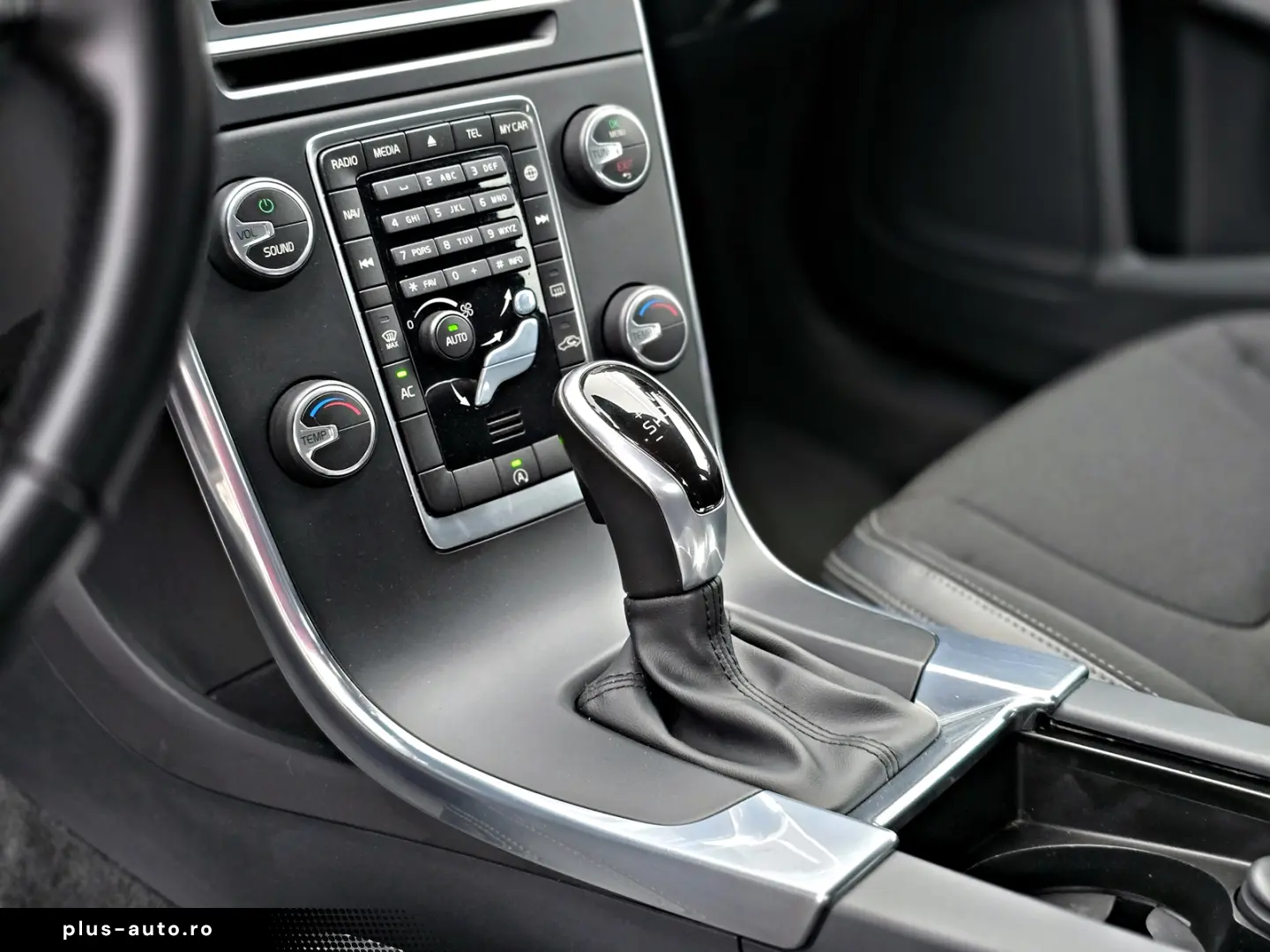 Volvo V60 2.0 D3 Momentum