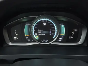 Volvo V60 2.0 D3 Momentum