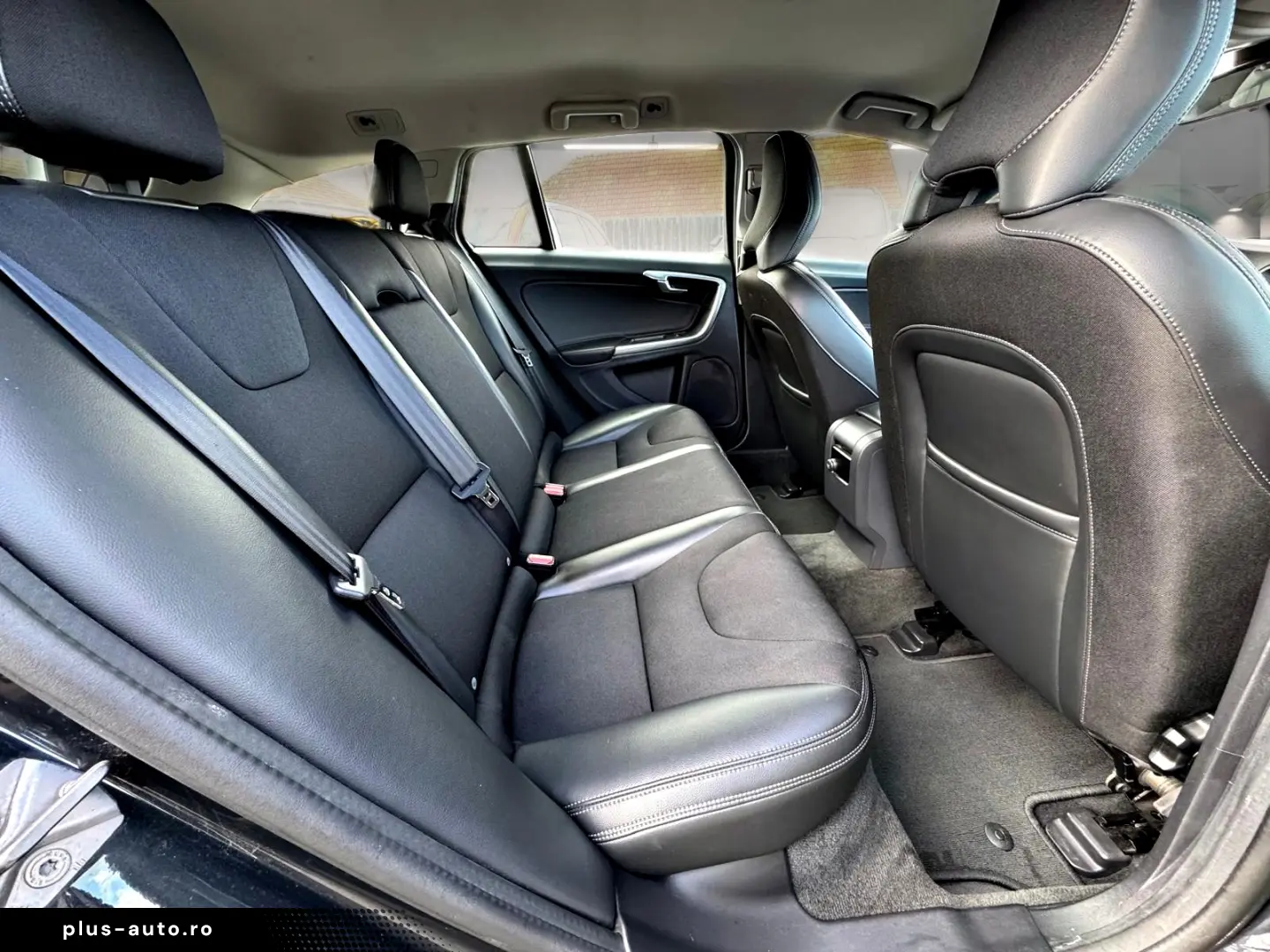 Volvo V60 2.0 D3 Momentum