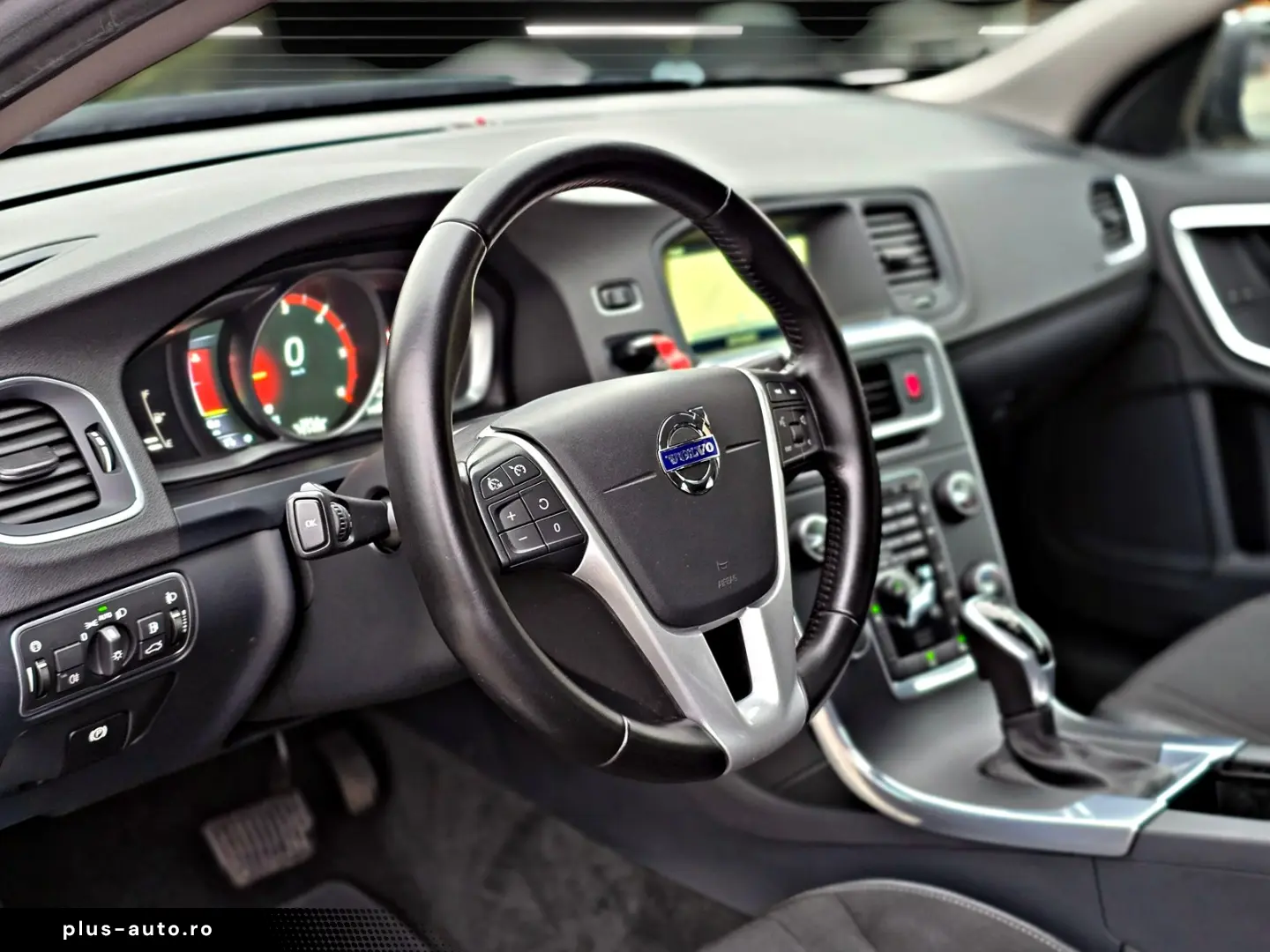 Volvo V60 2.0 D3 Momentum