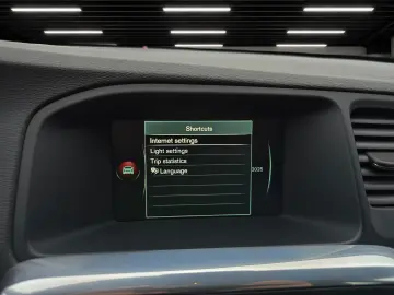 Volvo V60 2.0 D3 Momentum