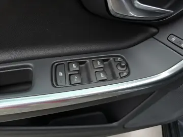 Volvo V60 2.0 D3 Momentum