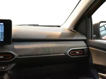 DACIA SANDERO 1.0 TCe 90CP Stepway Extreme CVT