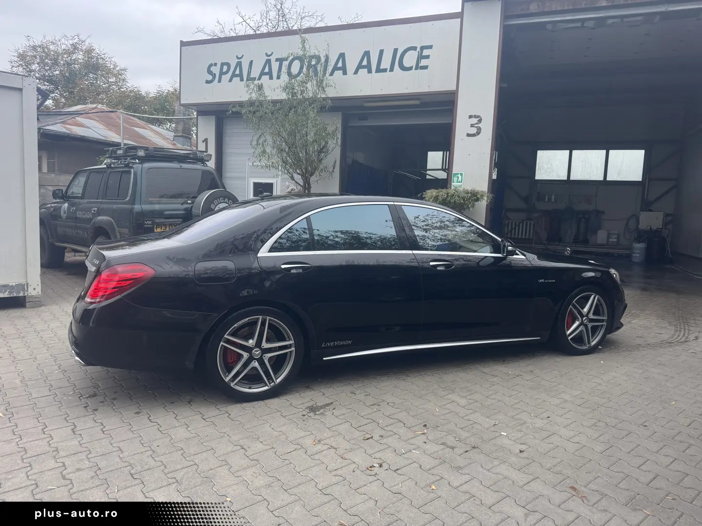 Mercedes-Benz S 63 AMG