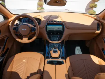 ASTON MARTIN DBX 707 Silver Birch Oxford Tan