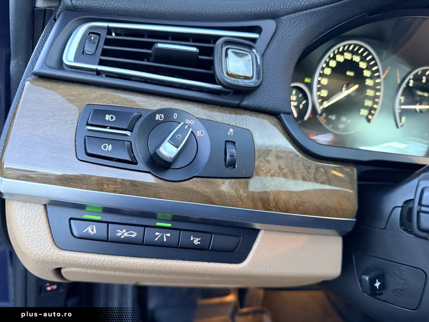 4 butoane plata esalonata direct din parc