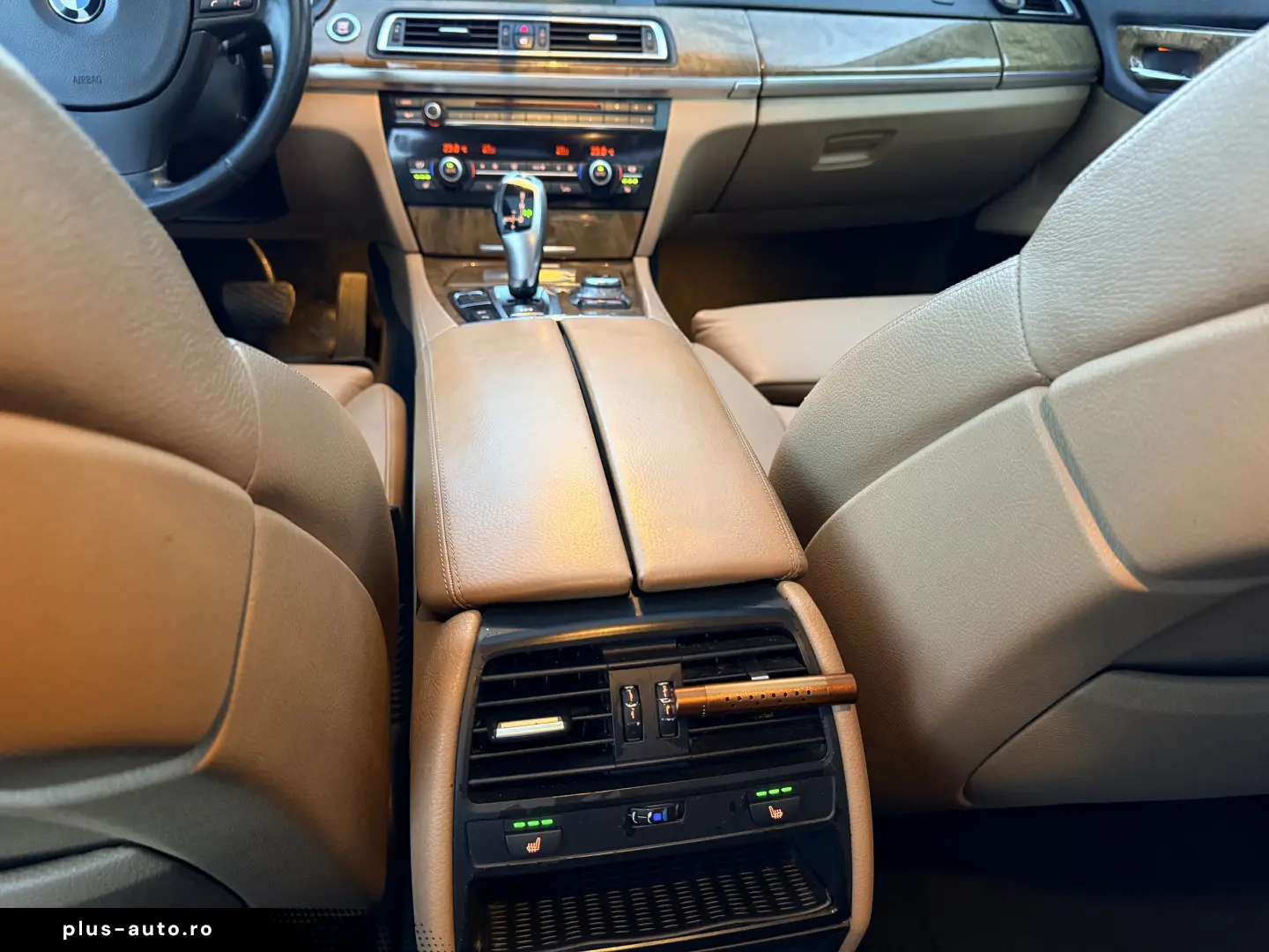 4 butoane plata esalonata direct din parc