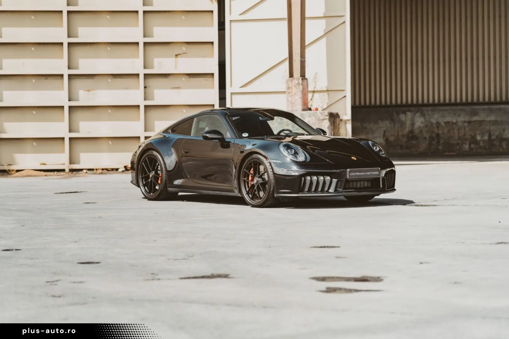 PORSCHE 911 Carrera GTS T-Hybrid