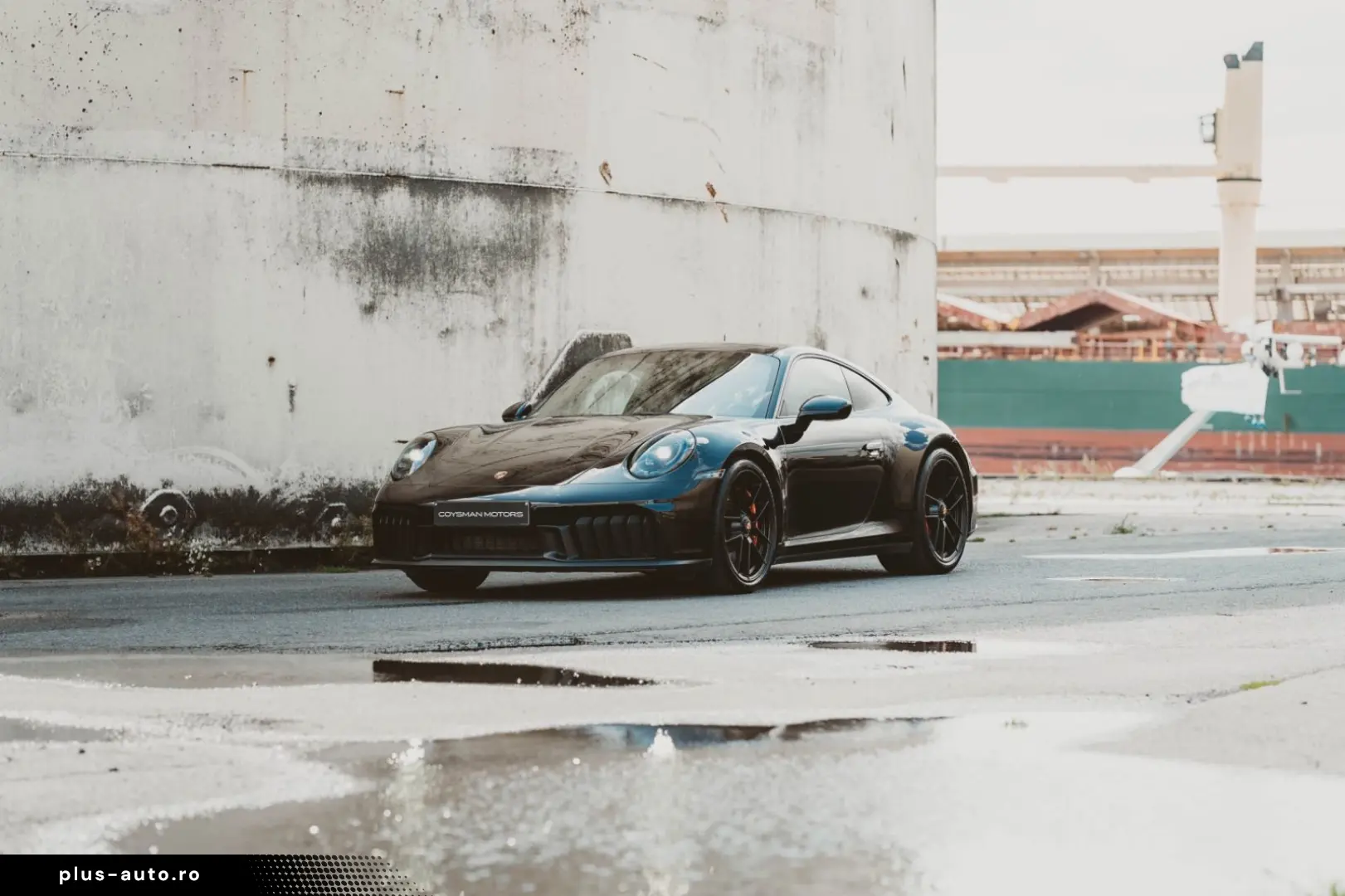 PORSCHE 911 Carrera GTS T-Hybrid