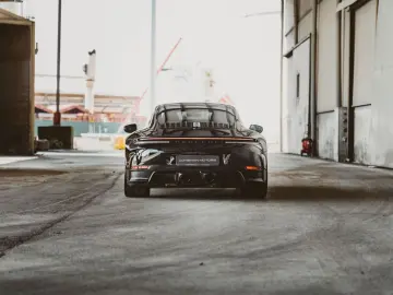 PORSCHE 911 Carrera GTS T-Hybrid