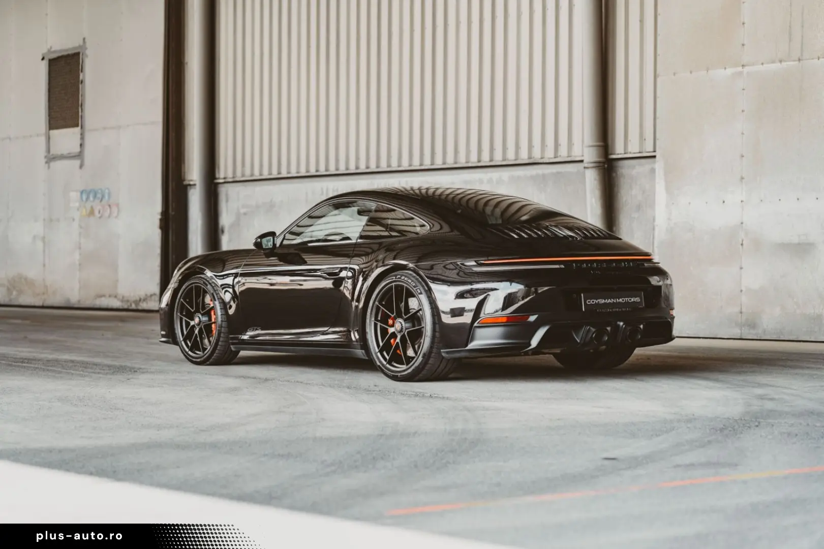 PORSCHE 911 Carrera GTS T-Hybrid