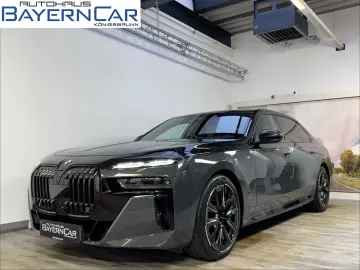 BMW 740d xDrive M Sport Pro TwoTone B&W TV Massage