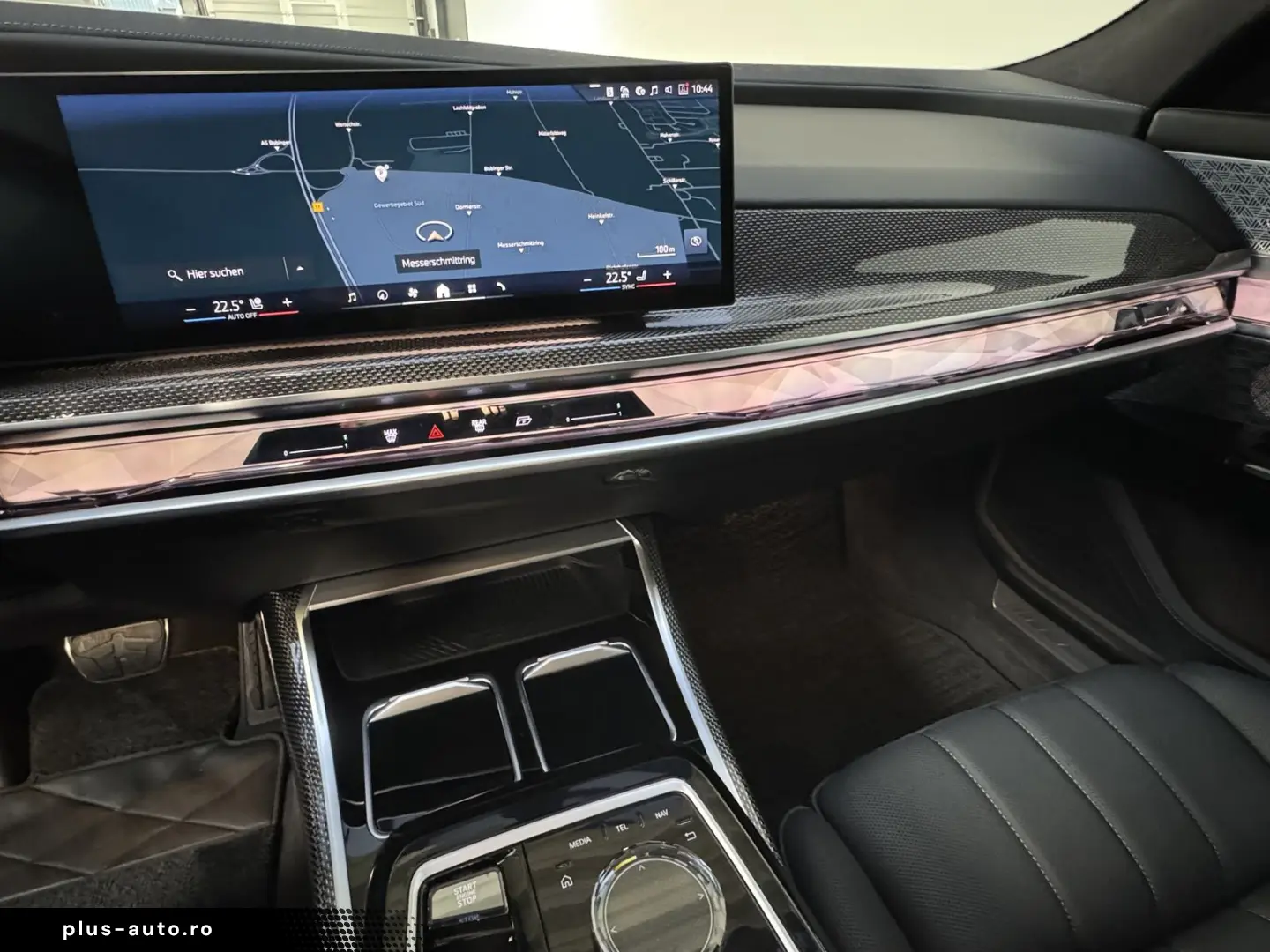 BMW 740d xDrive M Sport Pro TwoTone B&W TV Massage