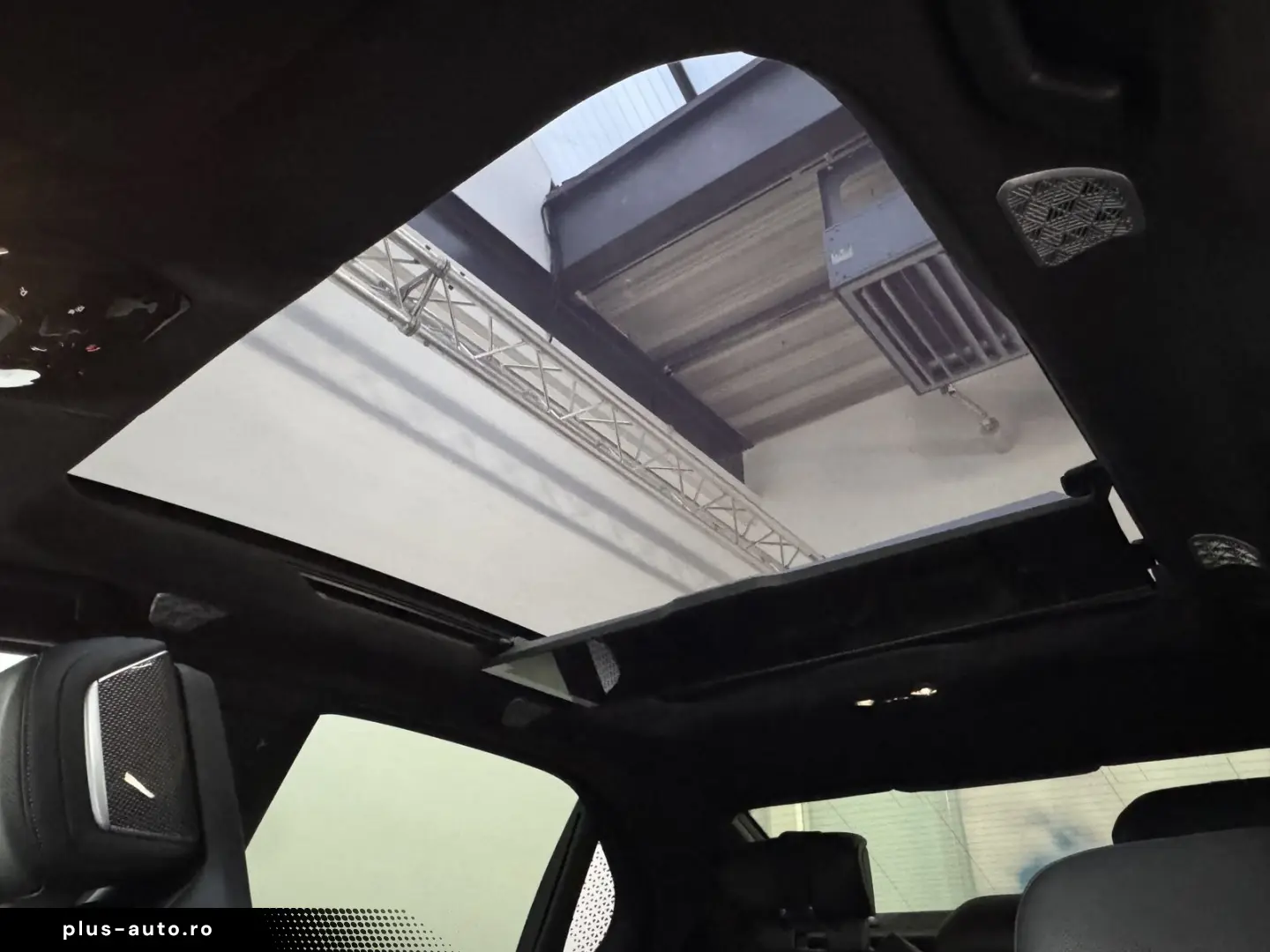 BMW 740d xDrive M Sport Pro TwoTone B&W TV Massage