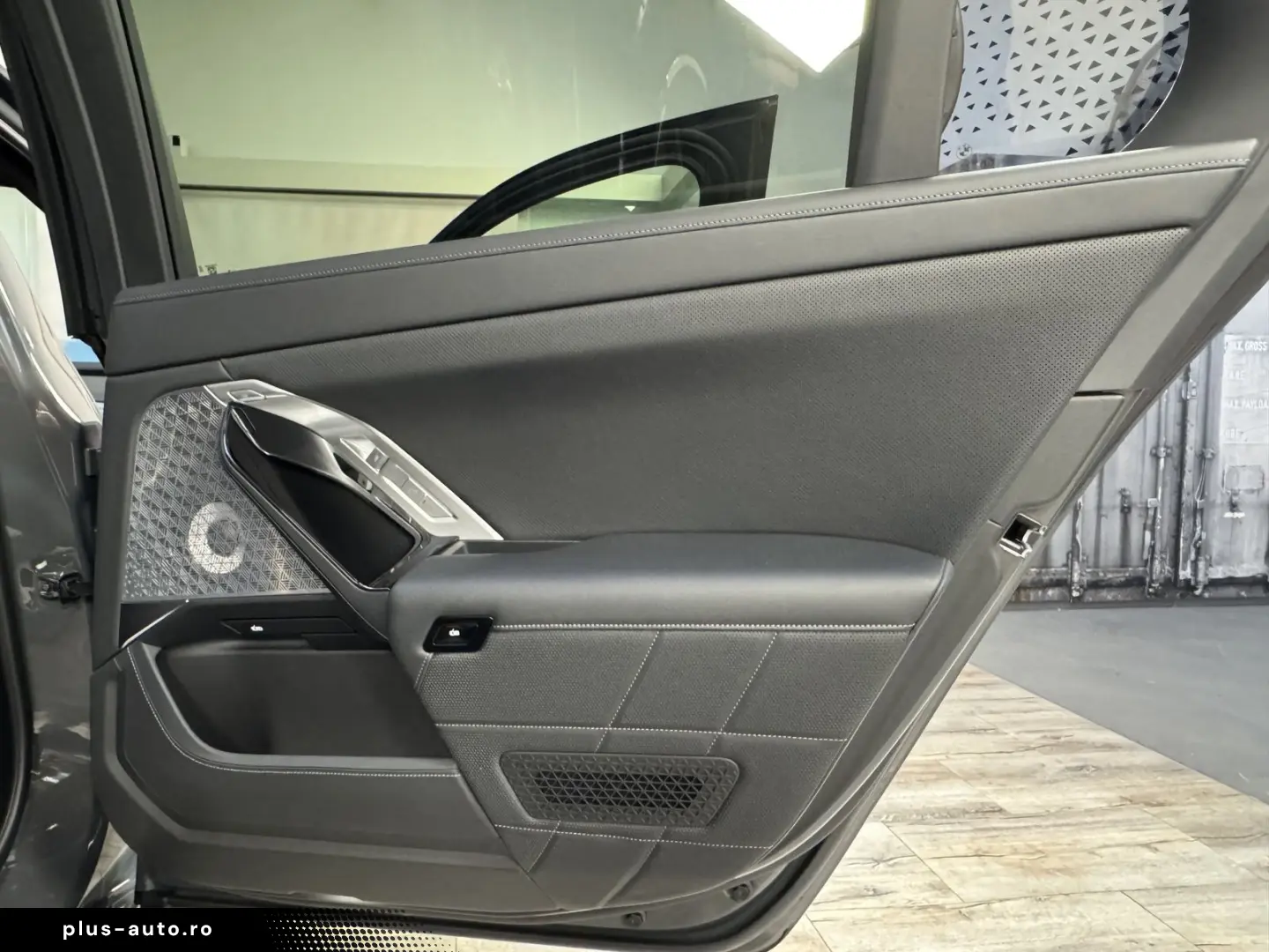 BMW 740d xDrive M Sport Pro TwoTone B&W TV Massage