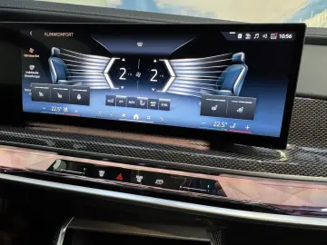 BMW 740d xDrive M Sport Pro TwoTone B&W TV Massage