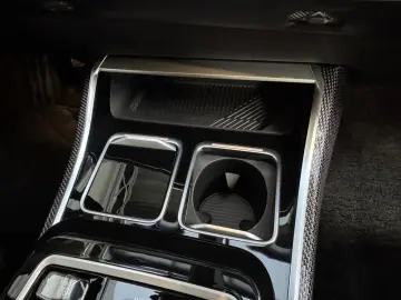 BMW 740d xDrive M Sport Pro TwoTone B&W TV Massage