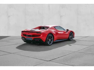 FERRARI 296 GTB  Garantie bis 2030 Carbon LED Lift JBL