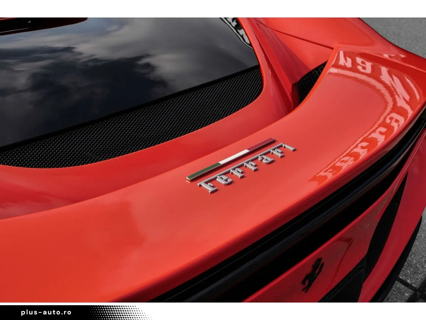 FERRARI 296 GTB  Garantie bis 2030 Carbon LED Lift JBL