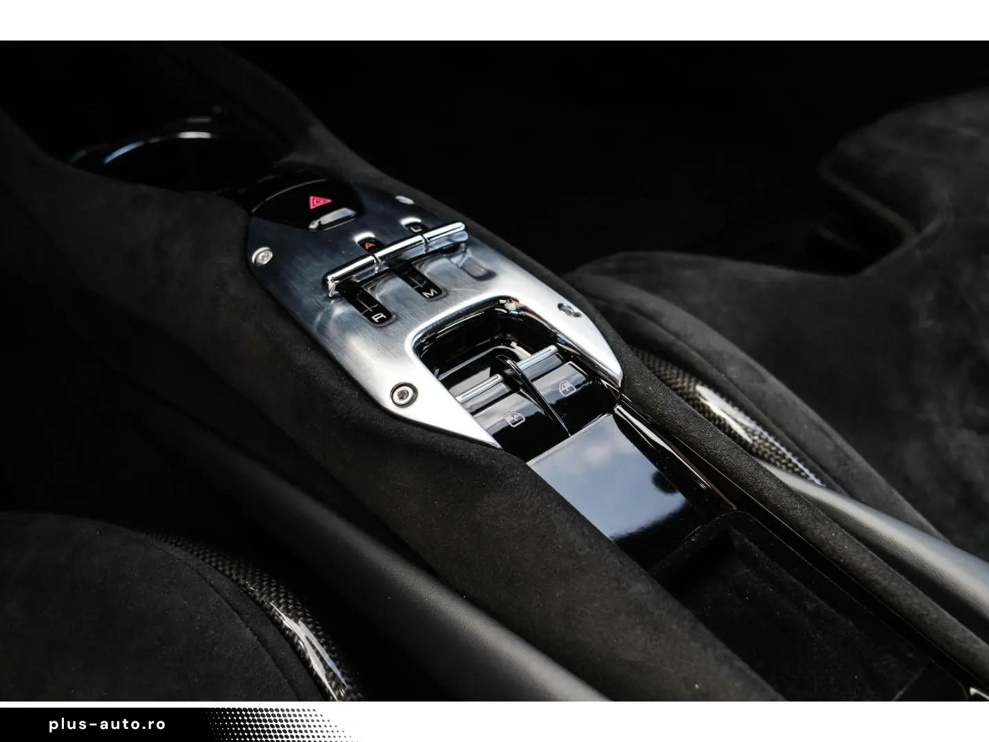 FERRARI 296 GTB  Garantie bis 2030 Carbon LED Lift JBL