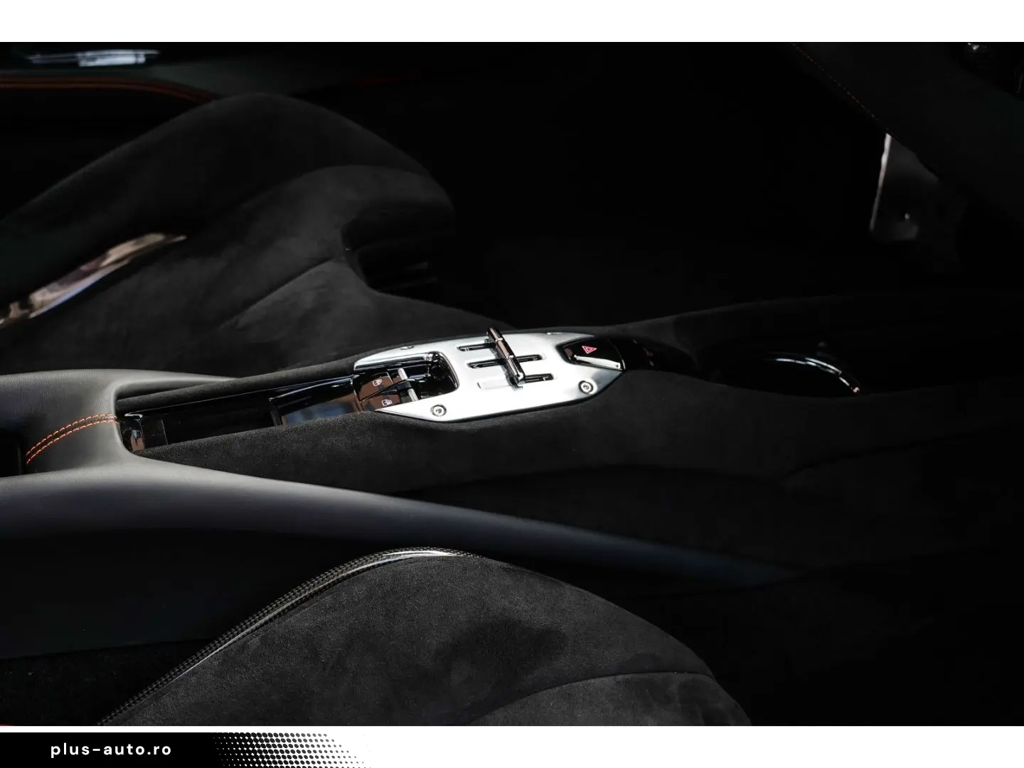 FERRARI 296 GTB  Garantie bis 2030 Carbon LED Lift JBL