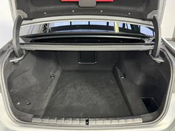 BMW 740d xDrive M Sport Pro TV Executive Lounge ACC