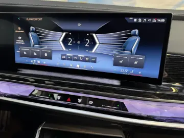 BMW 740d xDrive M Sport Pro TV Executive Lounge ACC