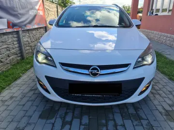 Opel Astra J diesel 2015 euro6 xenon