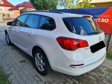 Opel Astra J diesel 2015 euro6 xenon