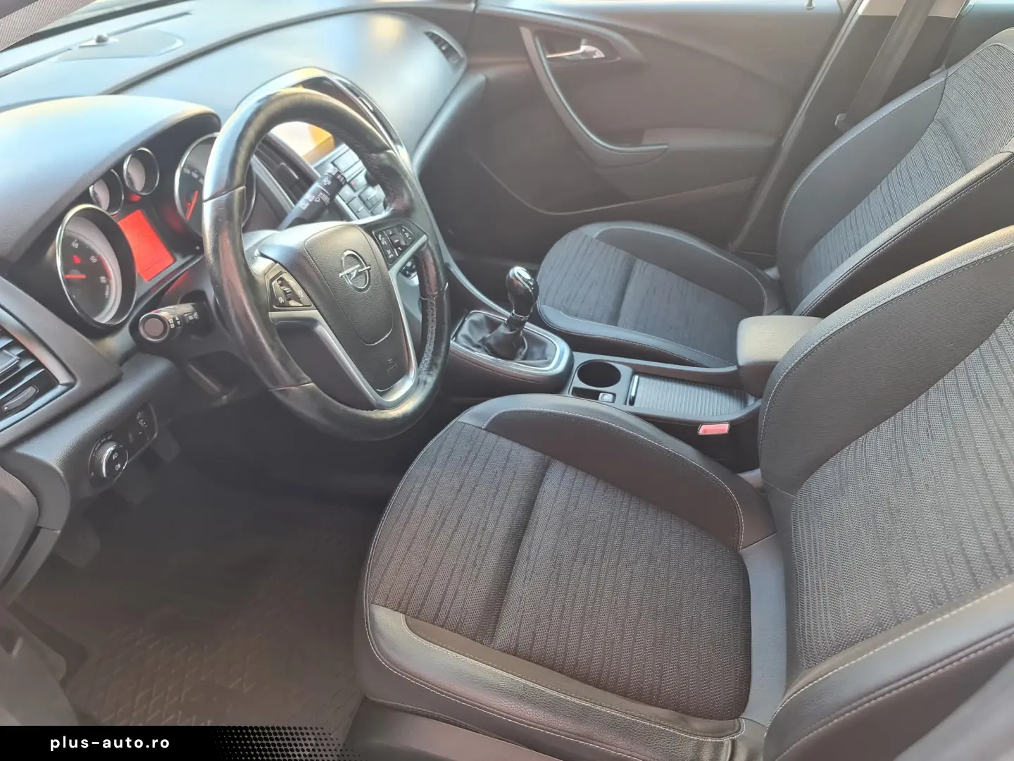 Opel Astra J diesel 2015 euro6 xenon