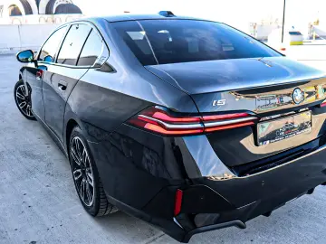 Bmw i5 electric 2024 pack M