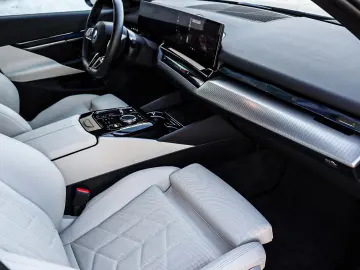 Bmw i5 electric 2024 pack M